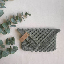 Load image into Gallery viewer, Pochette macramé