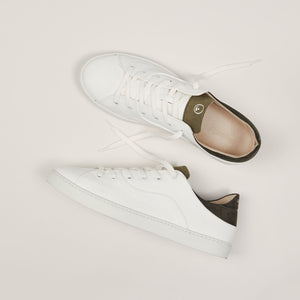 Sneakers homme after surf en raisin couleur blanc et kaki en packshot en vue de dessus