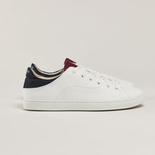 Charger l&#39;image dans la galerie, Sneakers homme after surf en raisin couleur blanc et marine bordeaux en packshot en vue de côté
