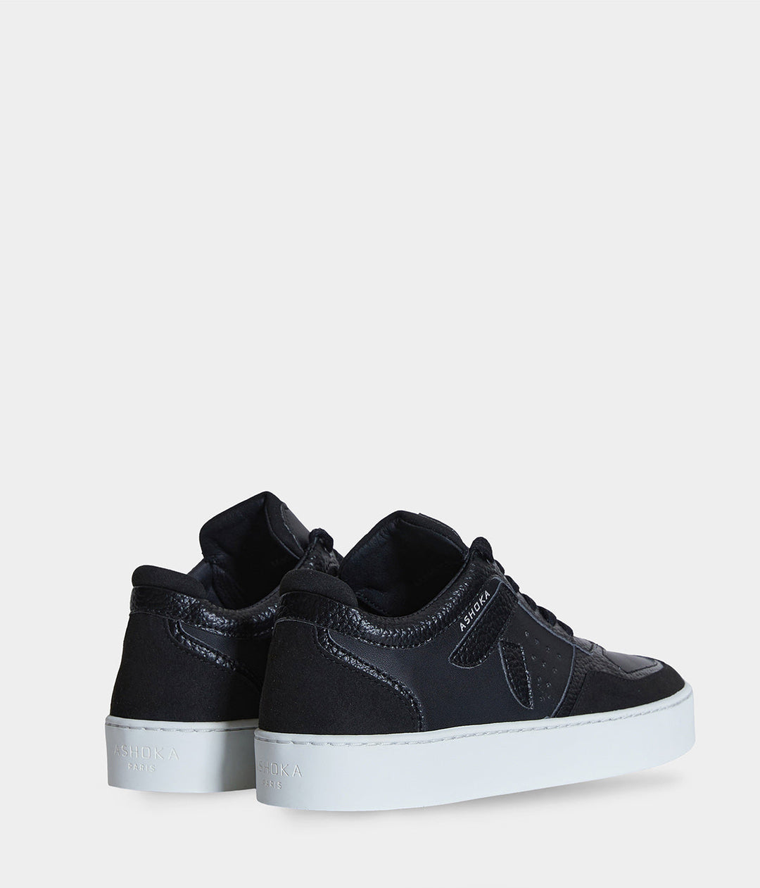 Sneaker végétale Matéo basse biosourcée &amp; recyclée noire - Tennis éthique, écoresponsable et vegan