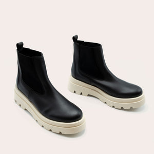 bottines vegan noire avec semelles épaisses