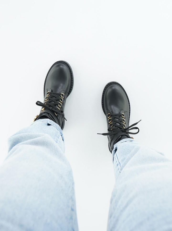 bottines vegan noires à lacets